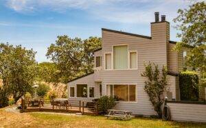 ADU laws California modern detached backyard unit - ADU laws California